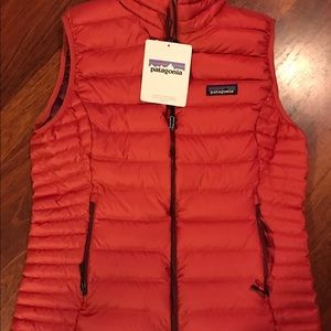 Patagonia woman's XL down sweater vest