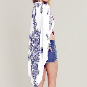 Tribal Print Kimono in White One Size