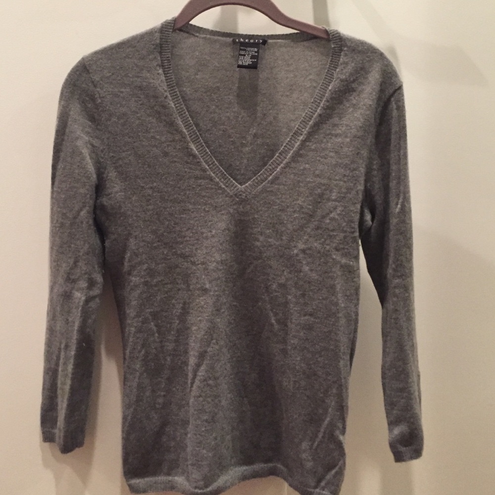 Theory sweater