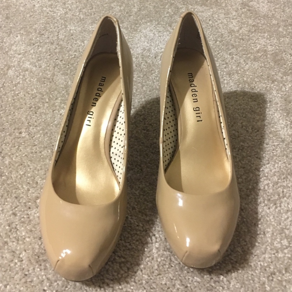 Marie girl pumps