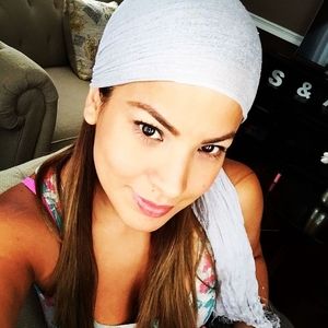 Meet your Posher, Sonia