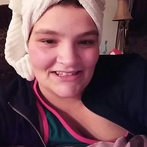 Meet your Posher, Katelyn