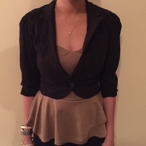 Black cropped blazer