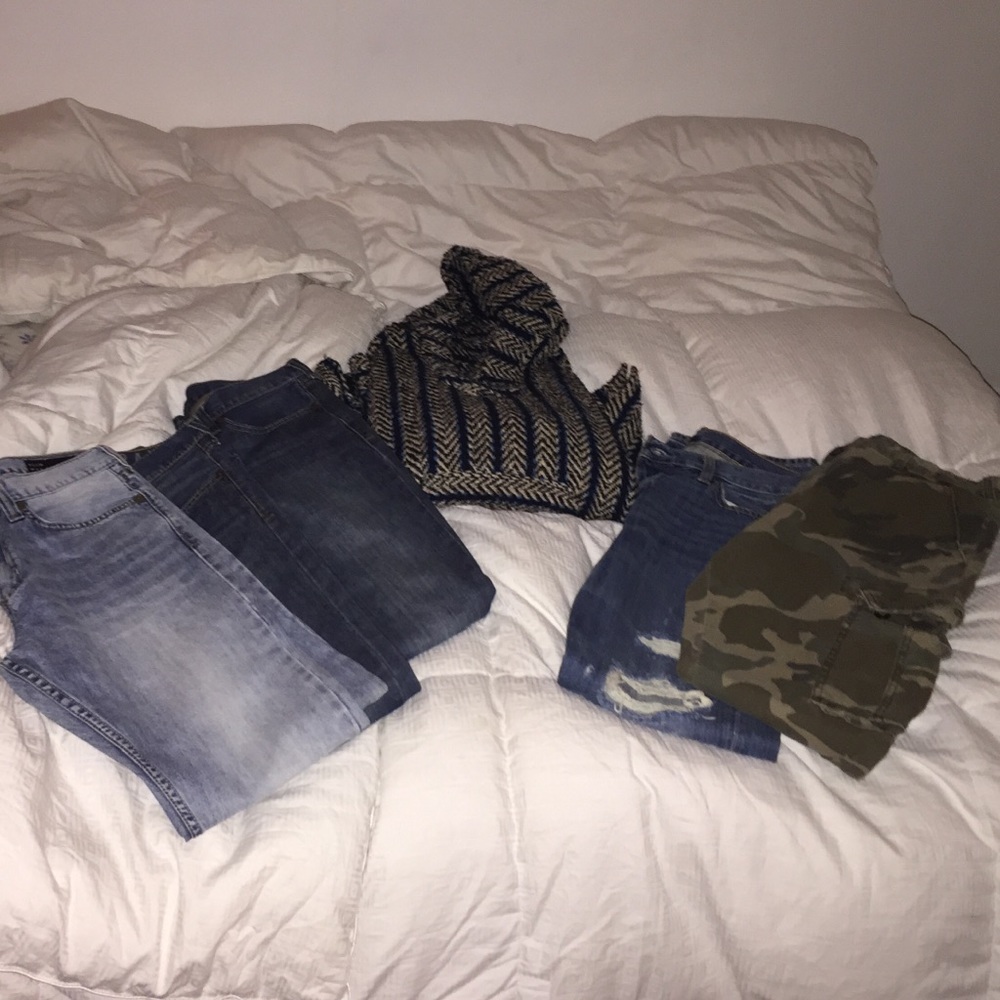 5 Jeans, 1 Baja Hoodie