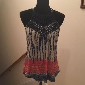No boundaries top