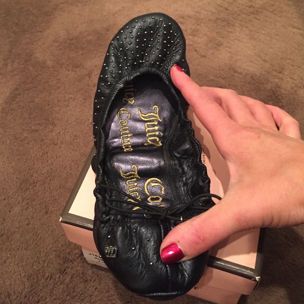 Juicy couture ballet flats
