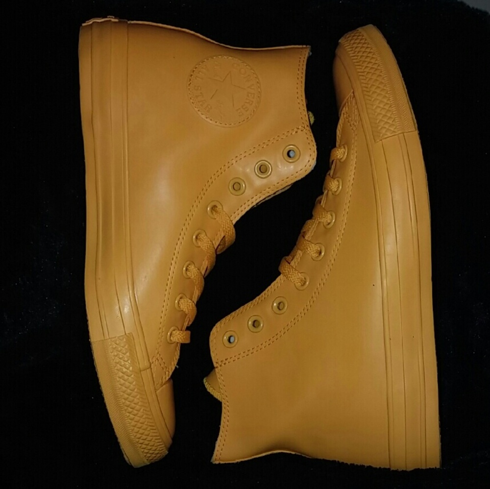NEW Converse Chuck Hi Top Yellow Honey Shoe Boot - Picture 3 of 4
