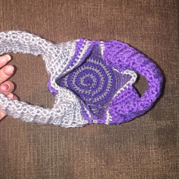 HANDMADE. Crocheted Japanese Knot Bag. - Picture 4 of 4