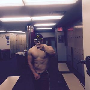 Meet your Posher, Gil