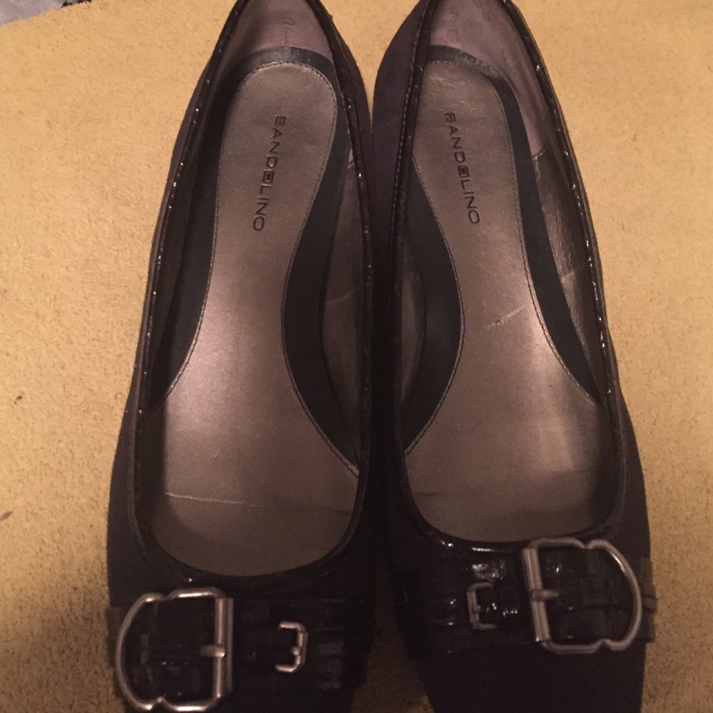 Blue lady shoes sued