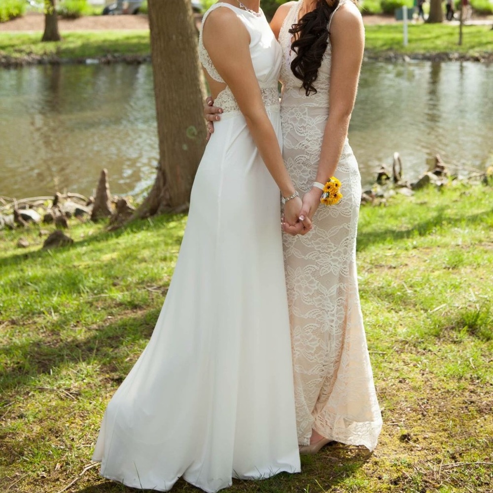David's Bridal Prom/Wedding gown