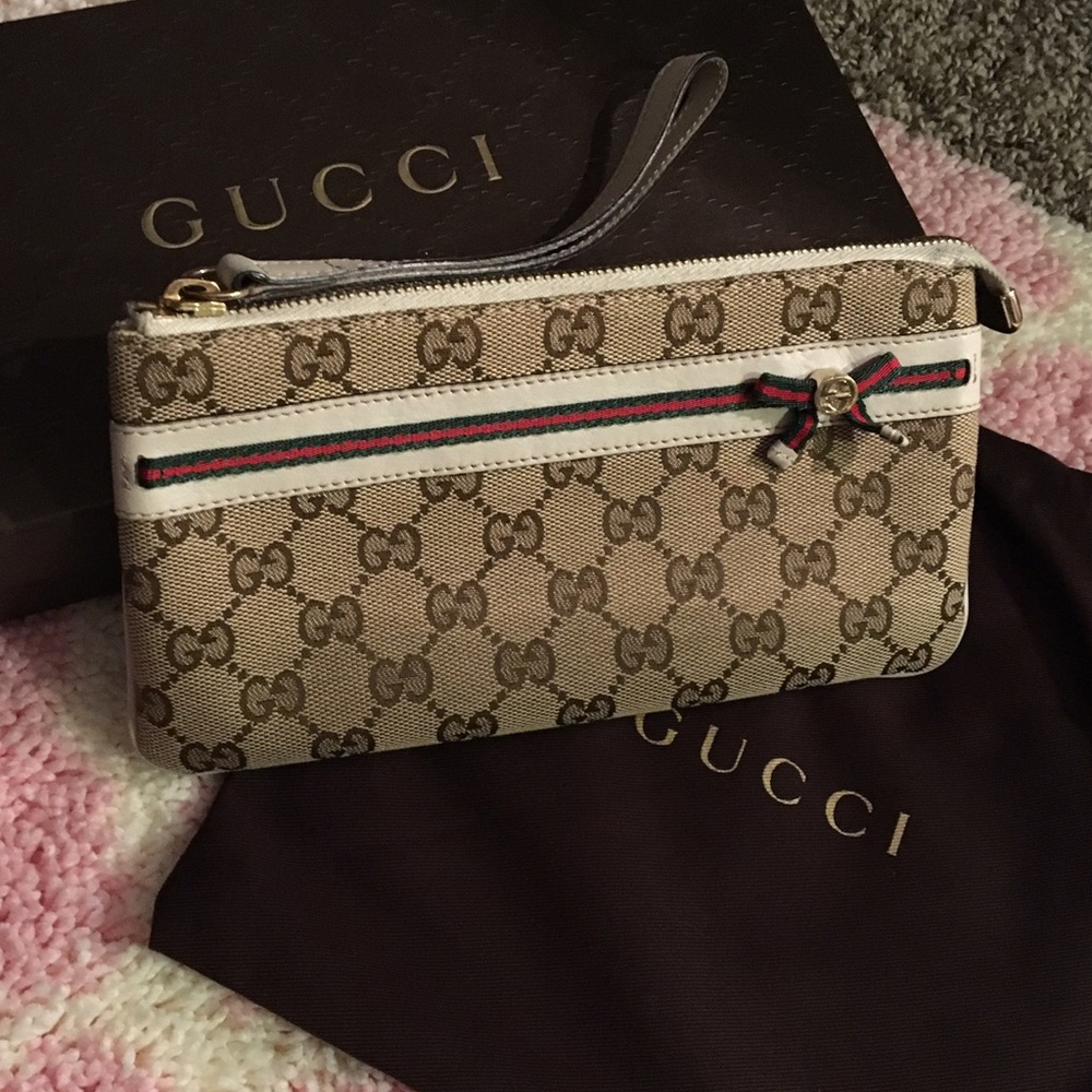 Gucci Wristlet
