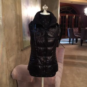 ❌SOLD❌ NWOT Lululemon Shiny Puffer Vest