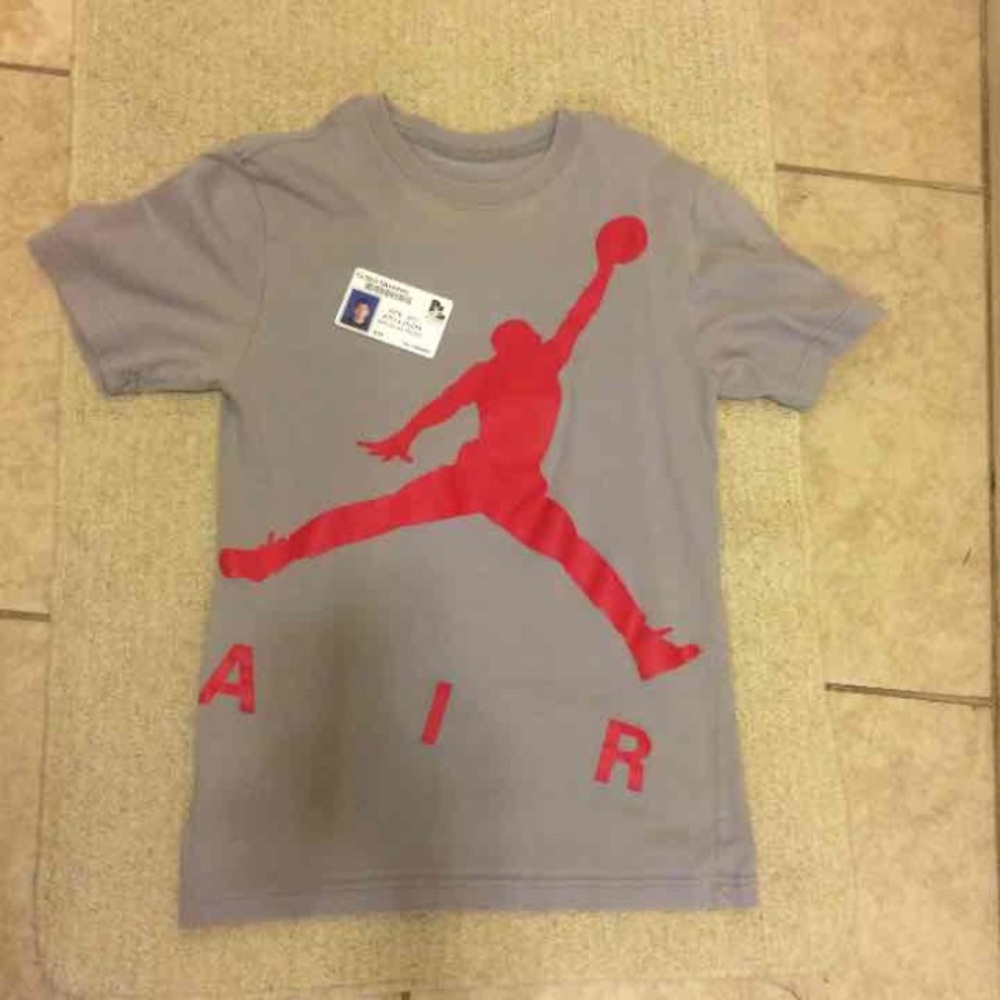 AIR JORDAN T SHIRT