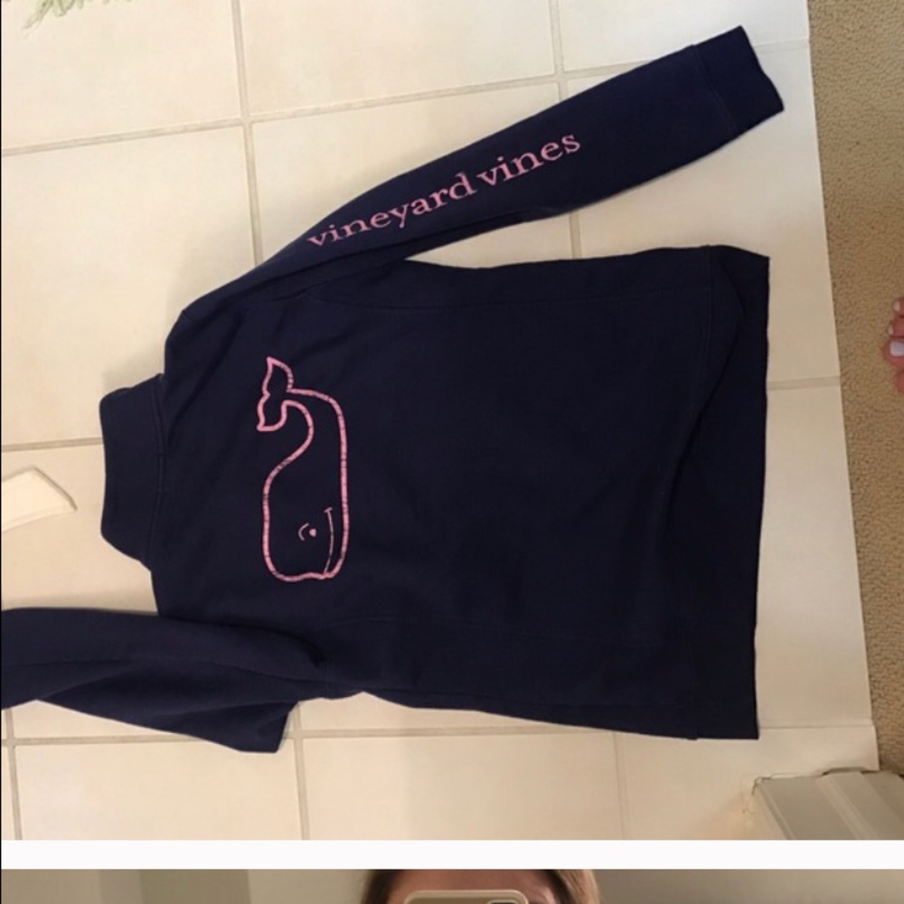 Vineyard vines 1/4 zip - Picture 2 of 4