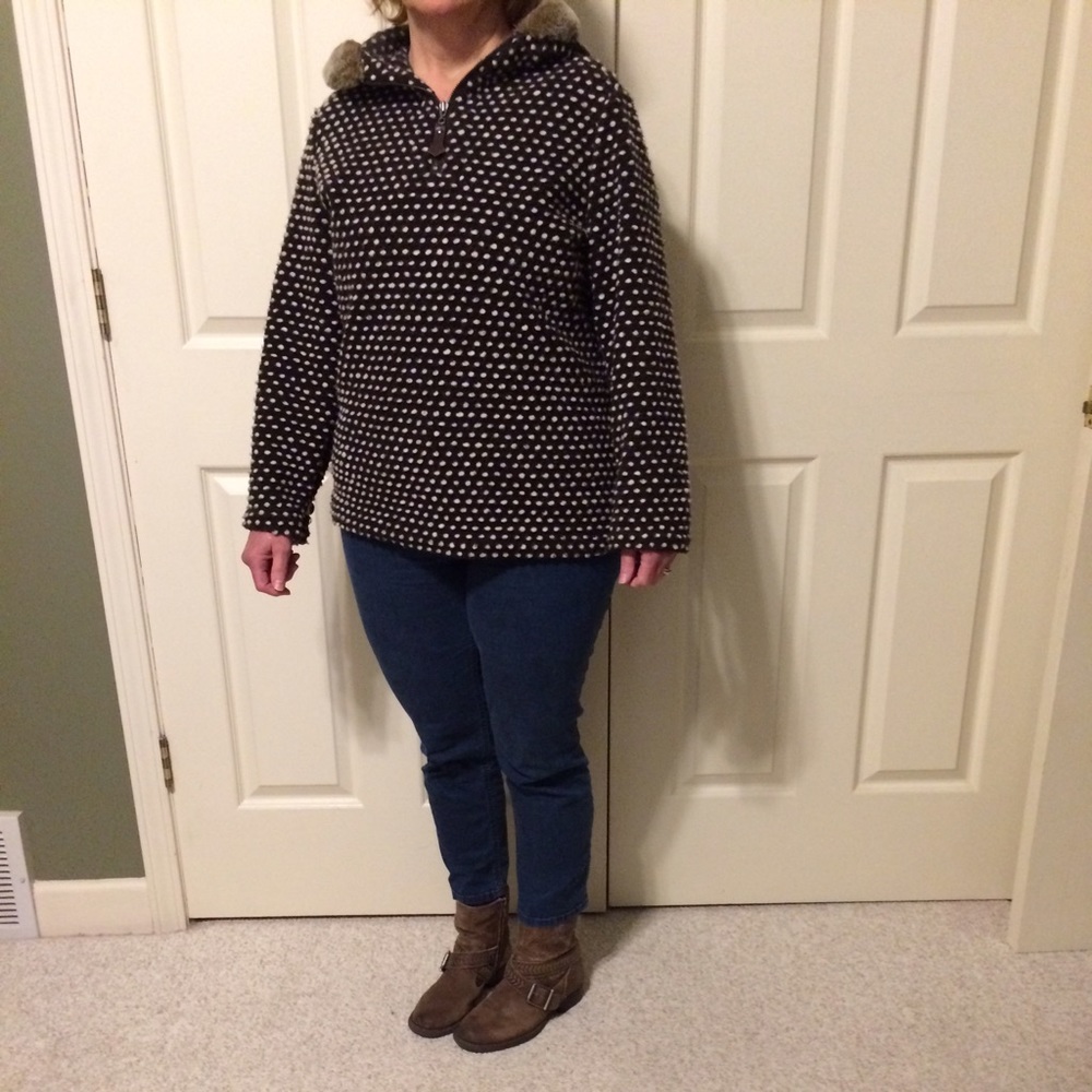 Fleece Hooded shirt