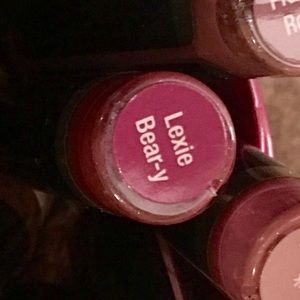 LipSense LEXIE BERRY Waterproof 18-Hour Lipstick