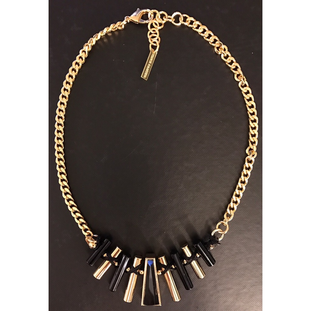 Vince Camuto Short Statement Necklace