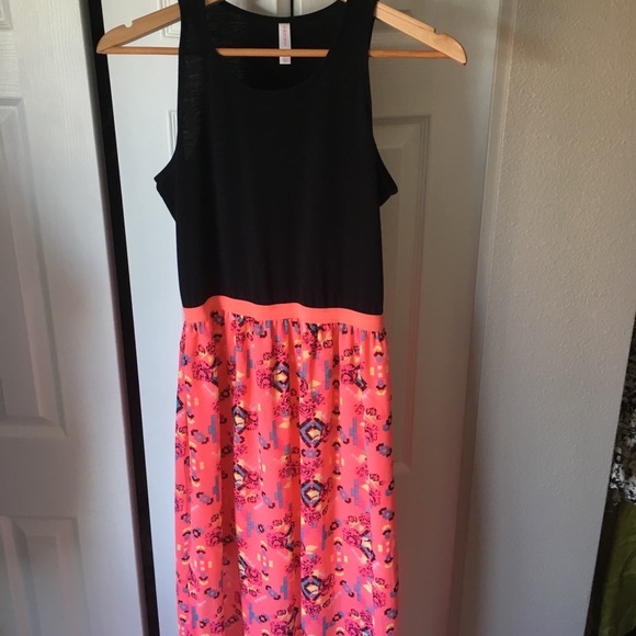 EUC Maxi sun dress - Picture 2 of 6