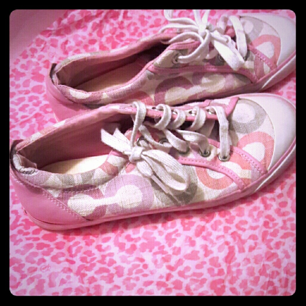 Coach pink shoes