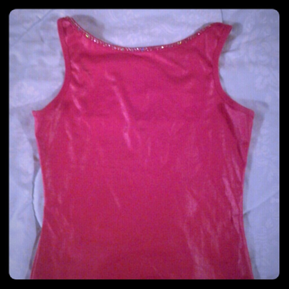 Shiny red tank with sequins