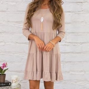 TAUPE tiered 3/4 sleeve dress