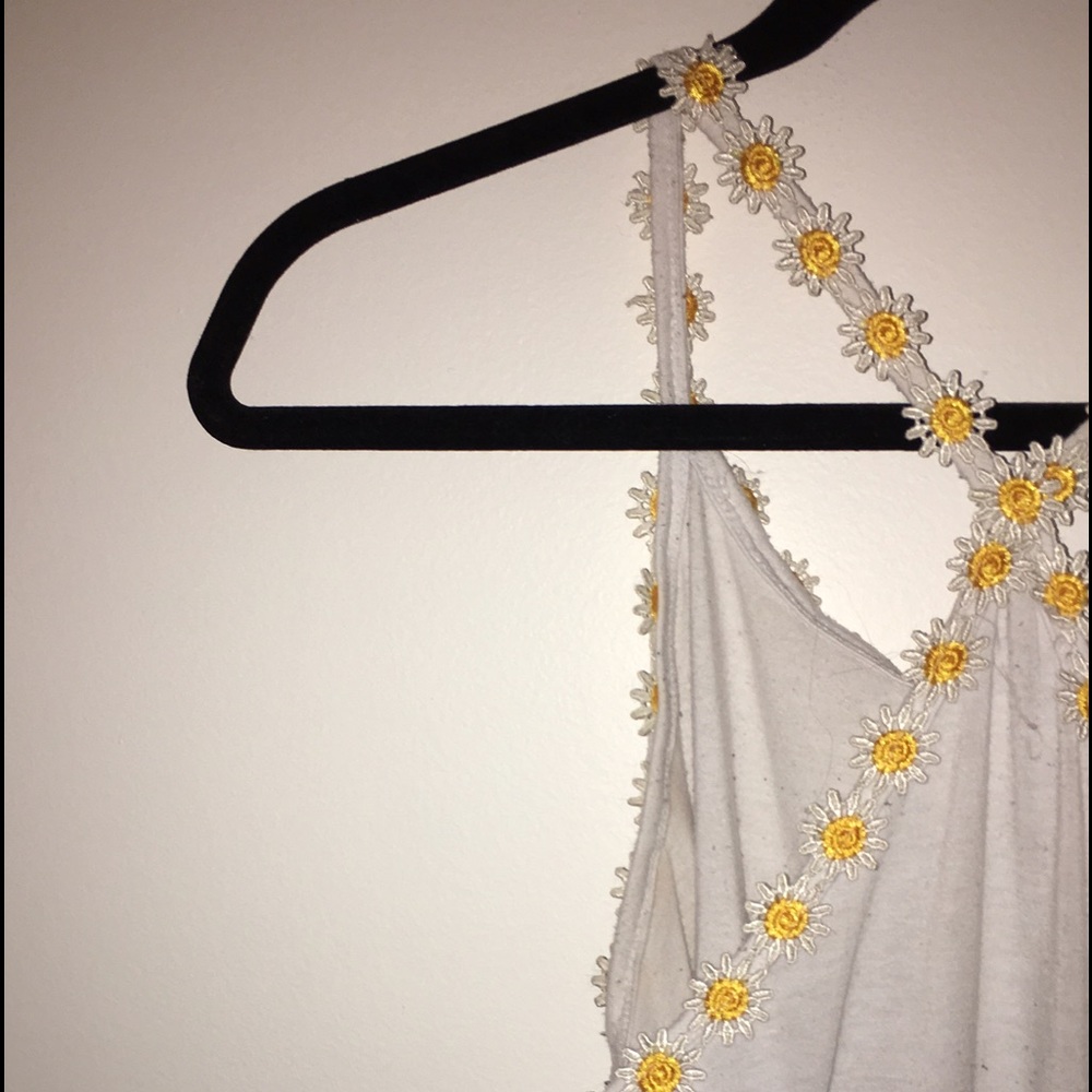 LA hearts sunflower tank top