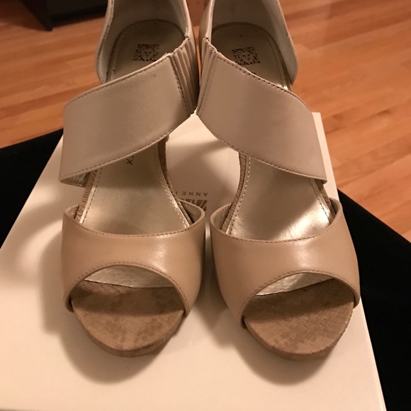 Anne Klein heels - Picture 2 of 3