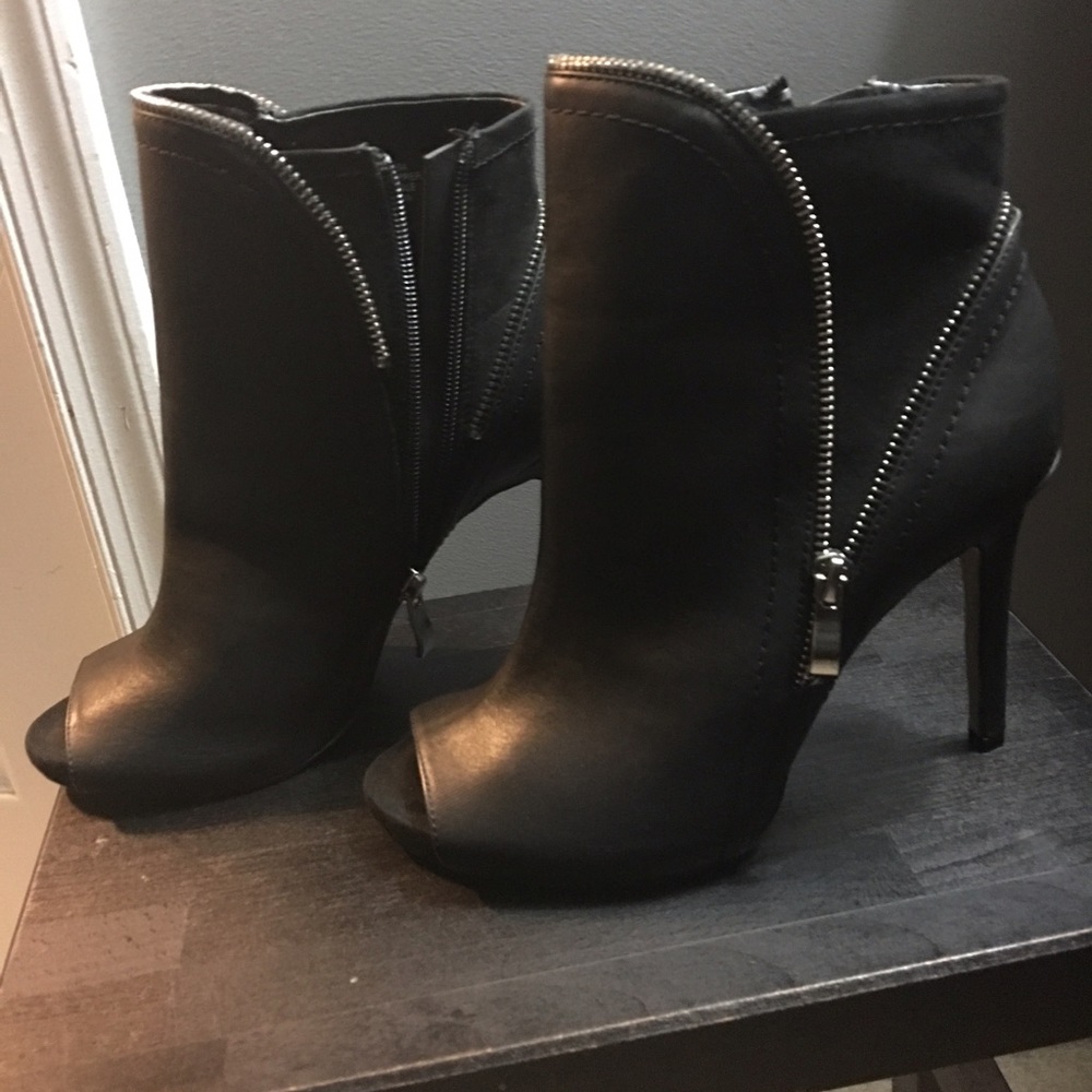 Mia leather peep toe boots, size 8 1/2.