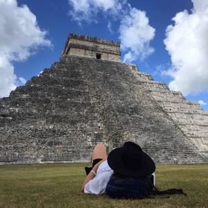 Meet your Posher, Mandy