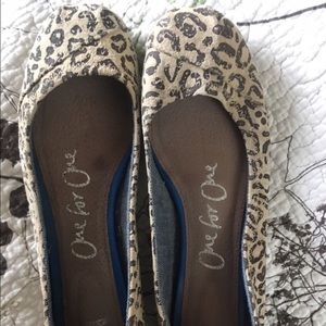 DISCONTINUED Leopard Toms Flats