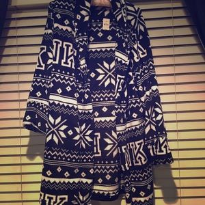 New VS Pink bathrobe