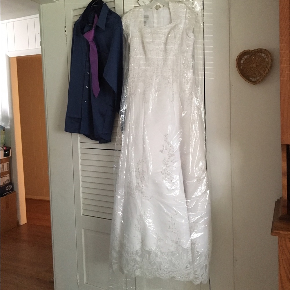 Wedding dress