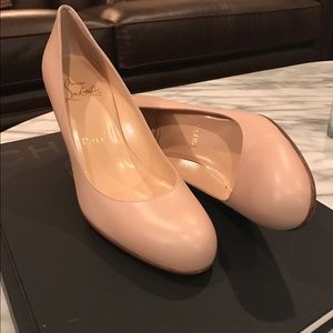 Christian Louboutin Nude Simple Pump NWOT