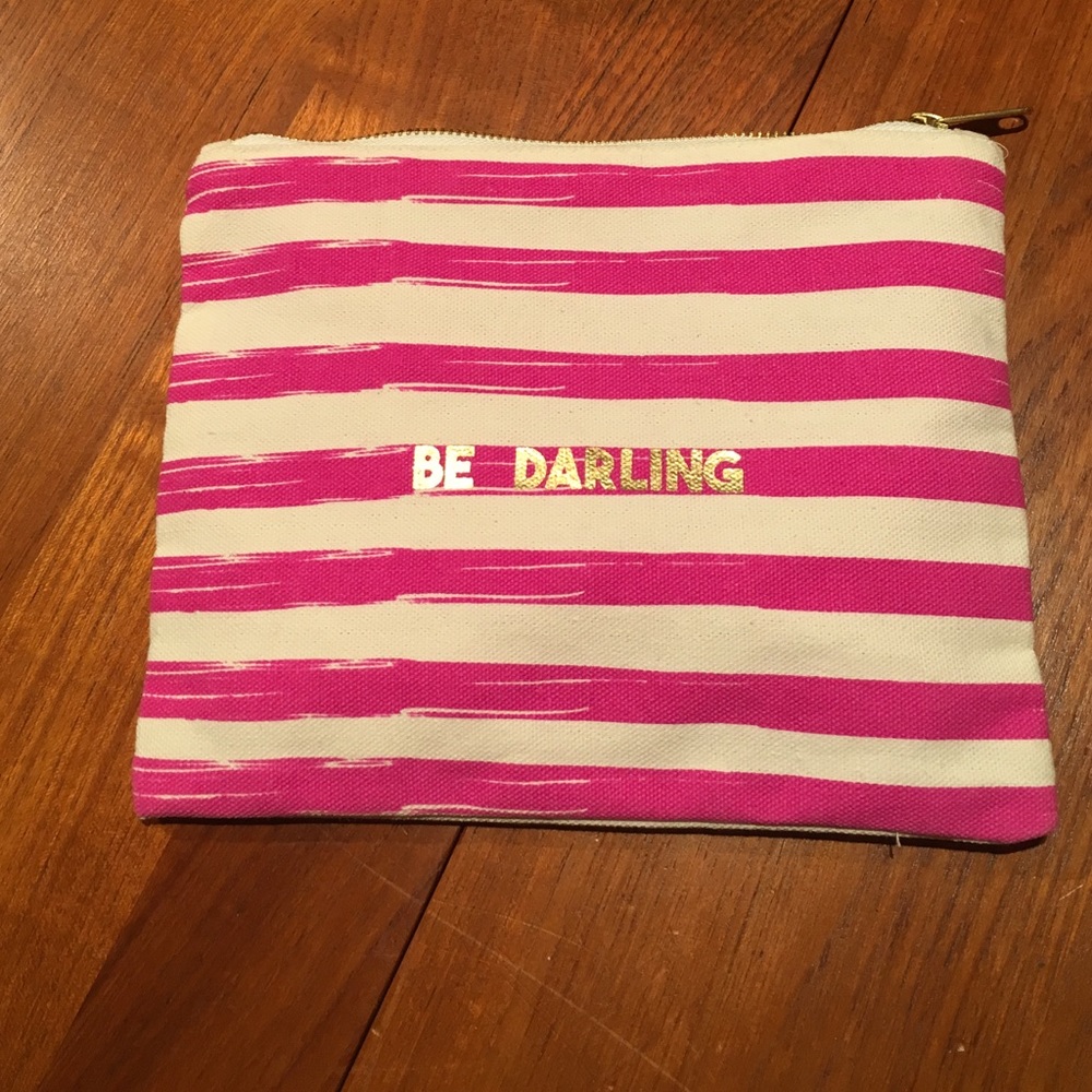 8 oak lane make up bag or toilet case