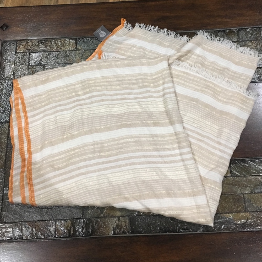 😇 Vince Camuto scarf!