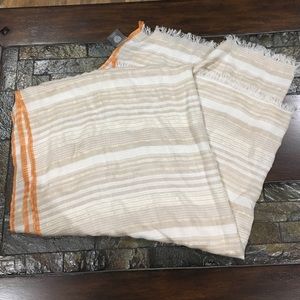 😇 Vince Camuto scarf!