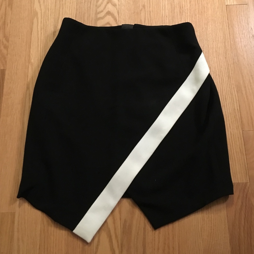 Chic Finders Keepers Black and White Skirt