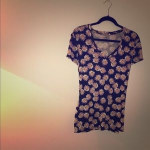 Kirra black flower tee!!