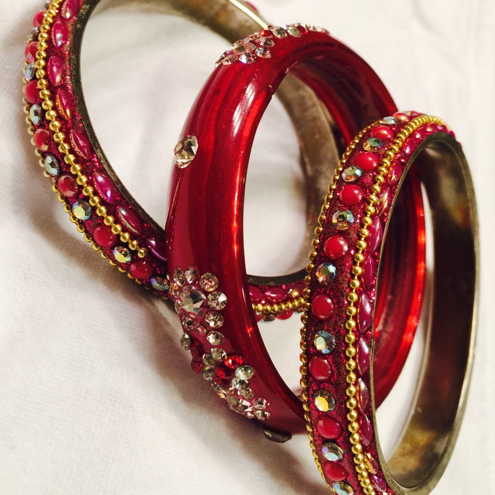 3 piece red bangle