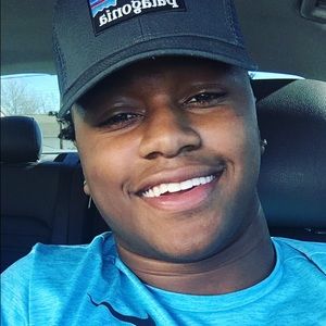 Meet your Posher, Deryk