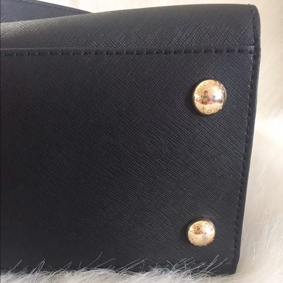 Michael Kors Large Hamilton Saffiano Tote - Picture 3 of 8