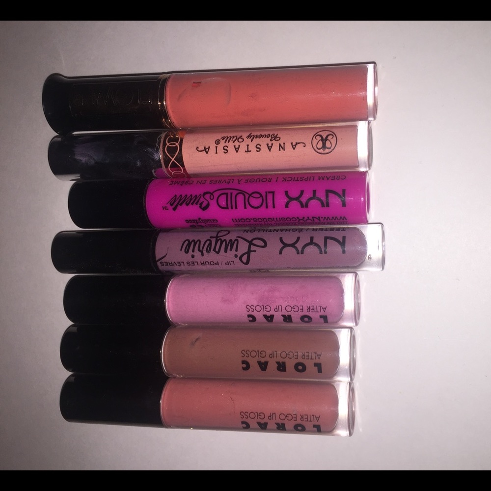 Lip bundles