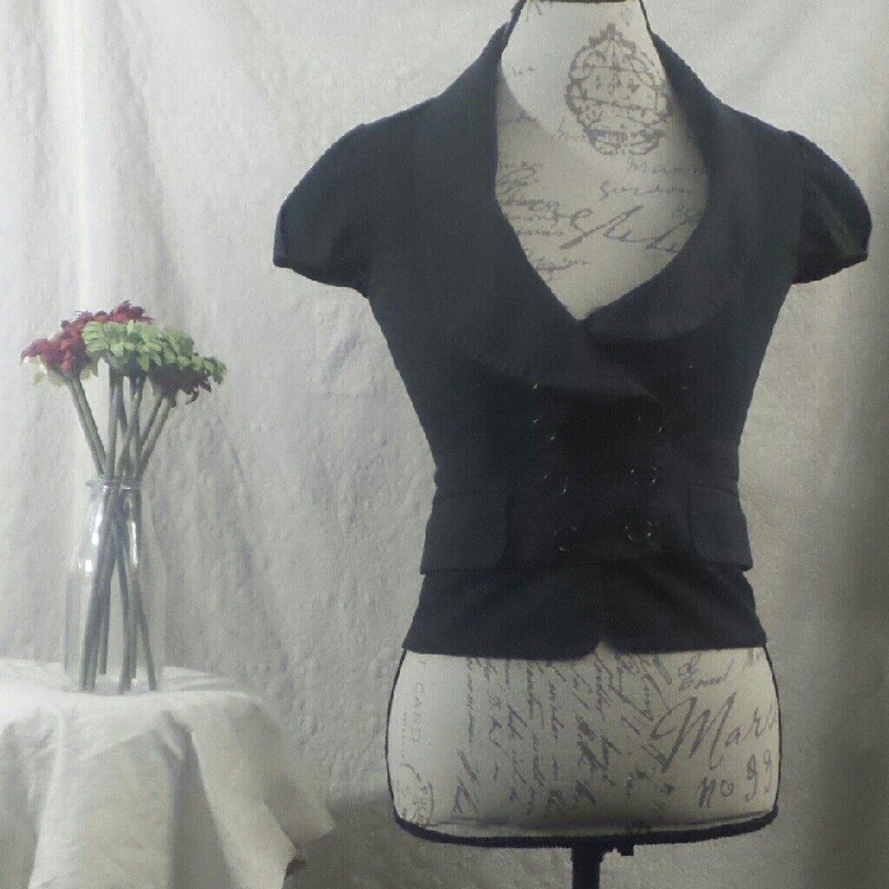 BCBG Short Sleeve Jacket