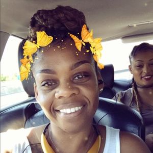 Meet your Posher, Lashunda