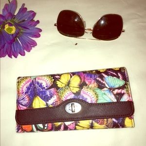 Wallet on SALE!! 🦋💐