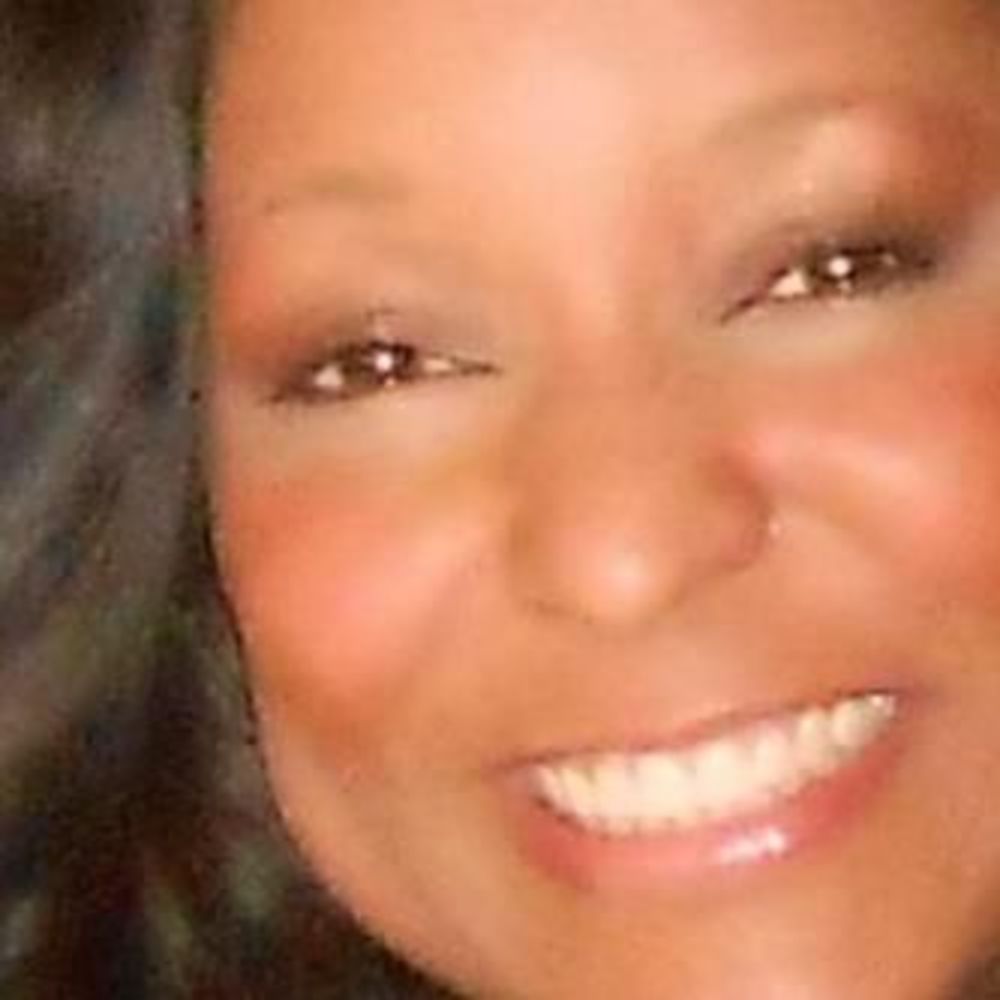 Meet your Posher, Shelly