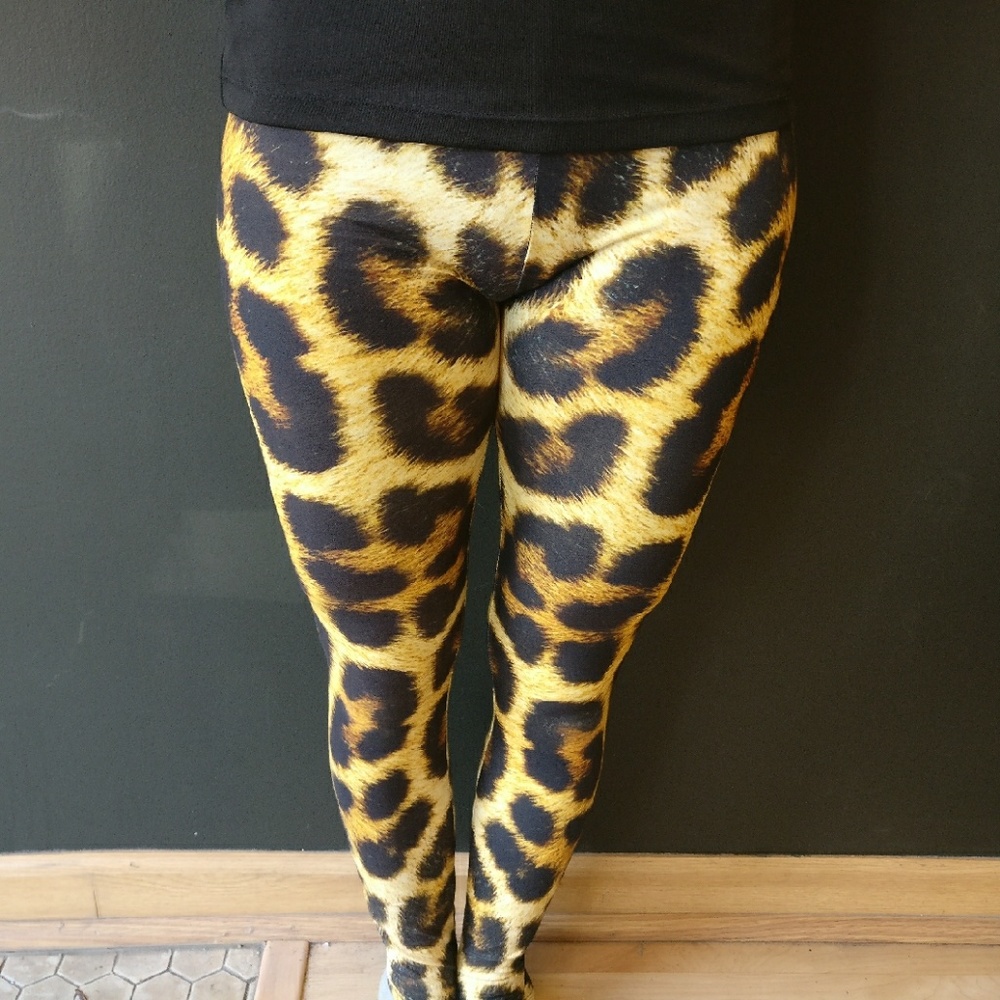 Leggings Leopard Print One Size Buttery & Soft! - Picture 5 of 7