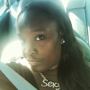 Meet your Posher, Candace