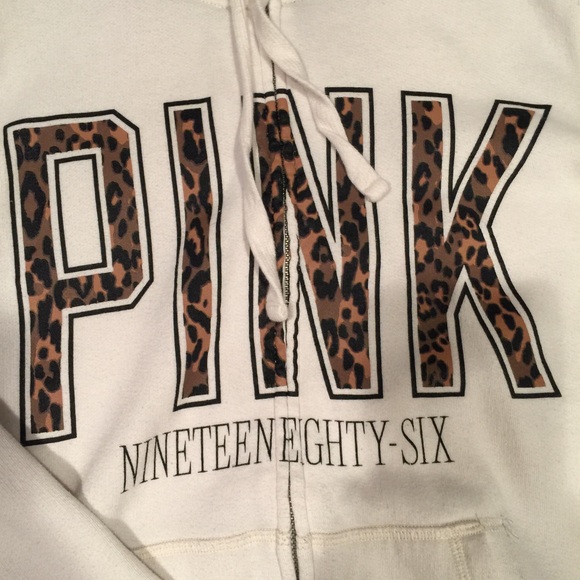 HTF Small Leopard Zip - Picture 2 of 3